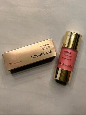 Hourglass Unreal Liquid Blush — Future